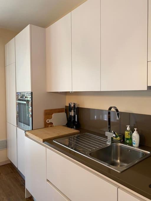 Apartment Con Piscina A 5 Minuti Dal Centro Peschiera del Garda