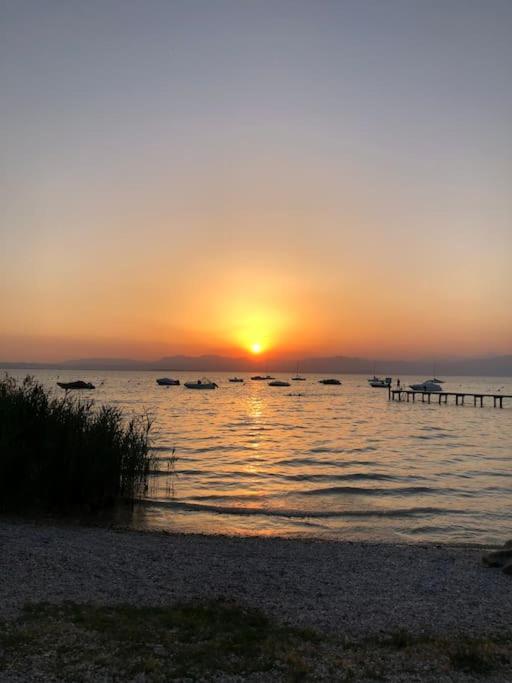 Con Piscina A 5 Minuti Dal Centro Peschiera del Garda